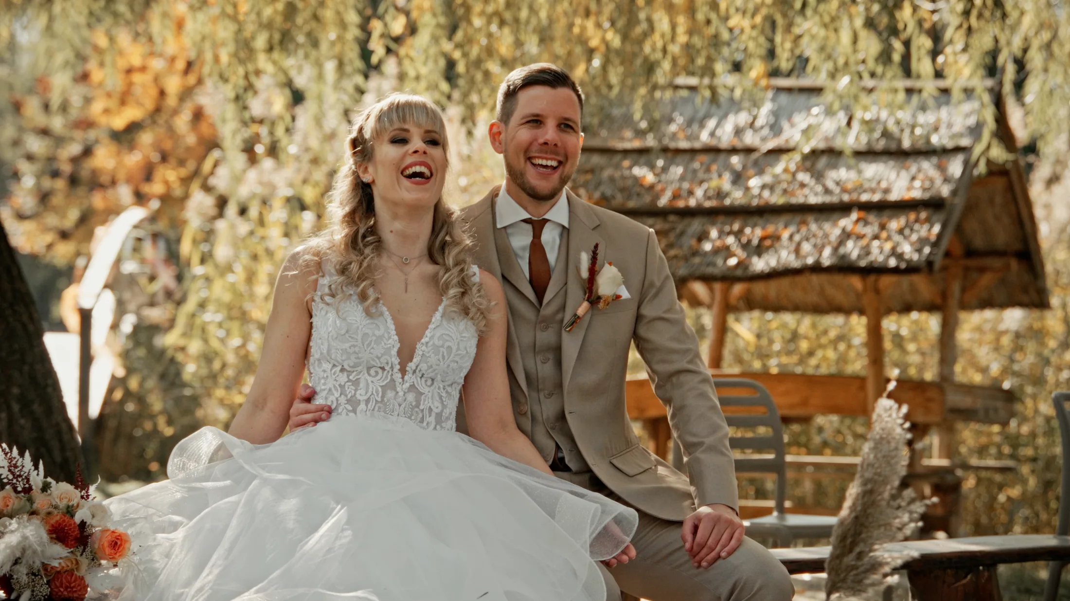 Anó and Bálint smiling together after the ceremony